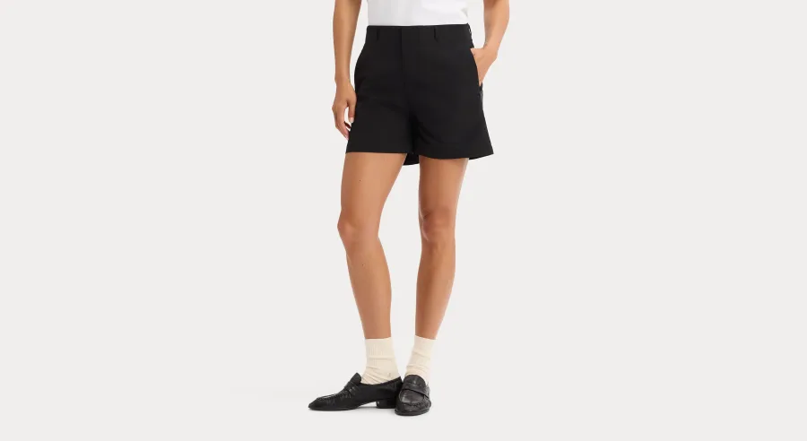 Pantalones vaqueros ajustados Go Short with AceFlex en color negro